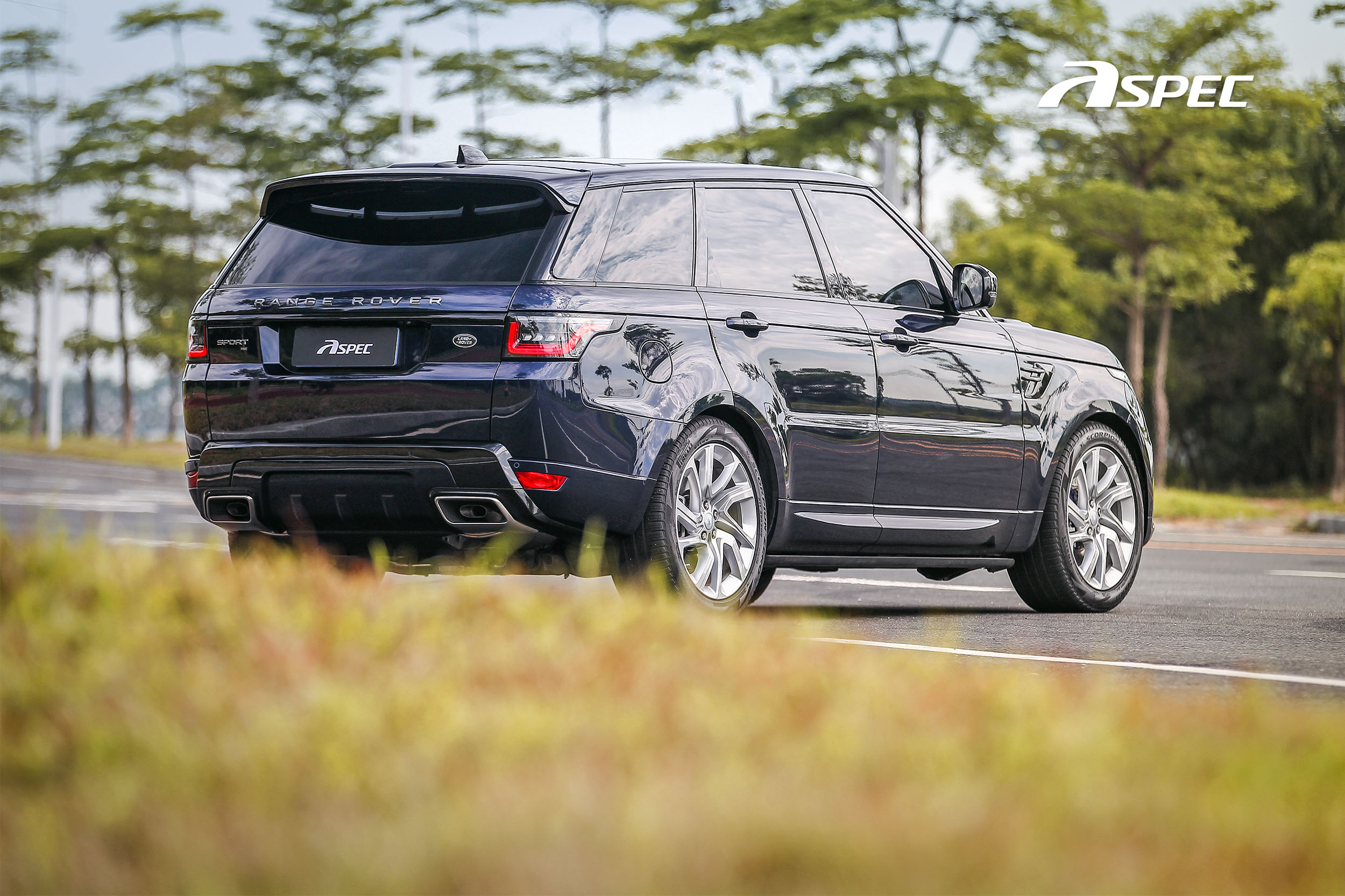 Land Rover 路虎  揽胜运动版 2019 3.0T 国六 中尾段